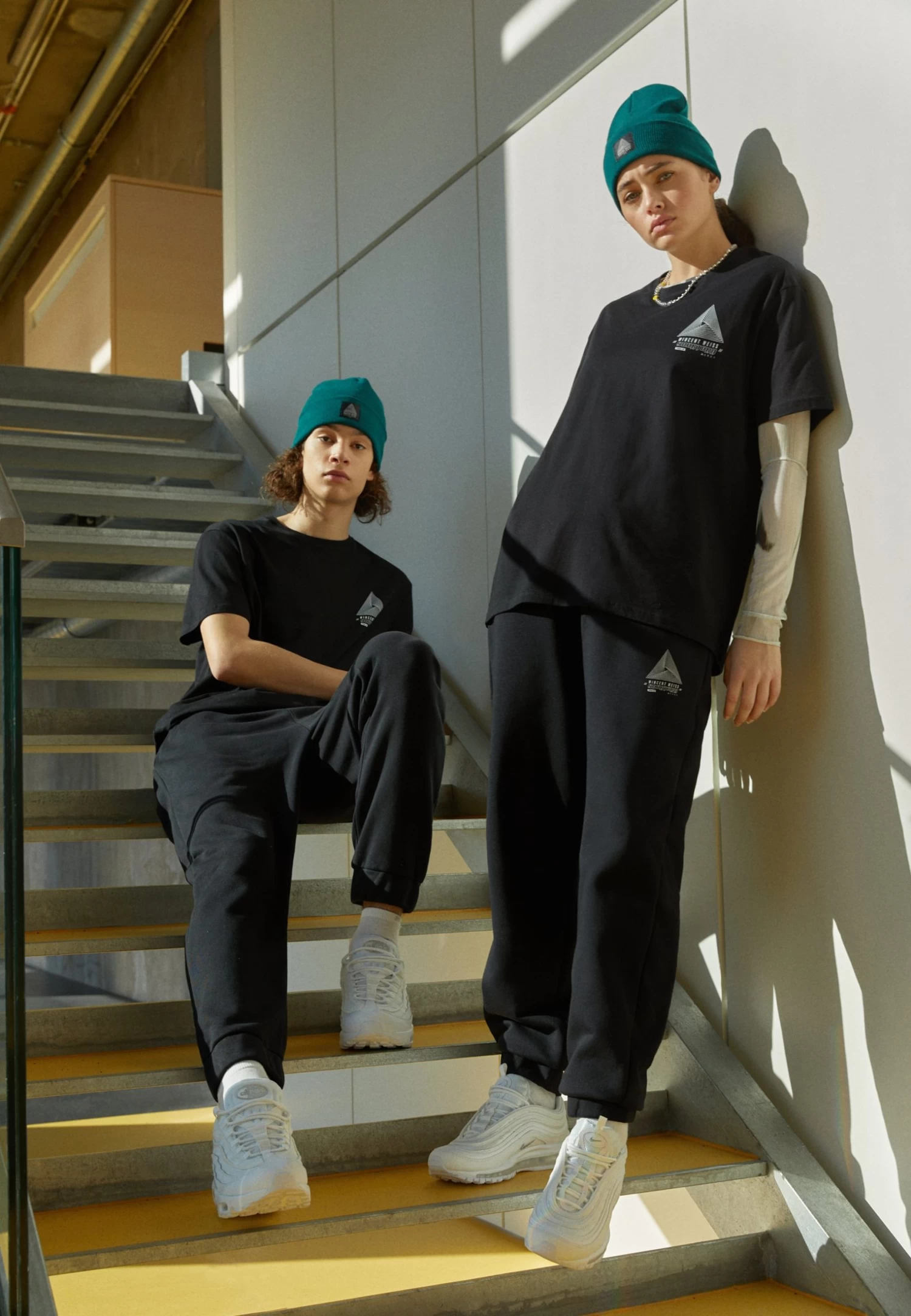 YOURTURN Wincent Weiss Basic - Trainingsbroek - Black 1 YOURTURN Wincent Weiss Basic - Trainingsbroek - Black