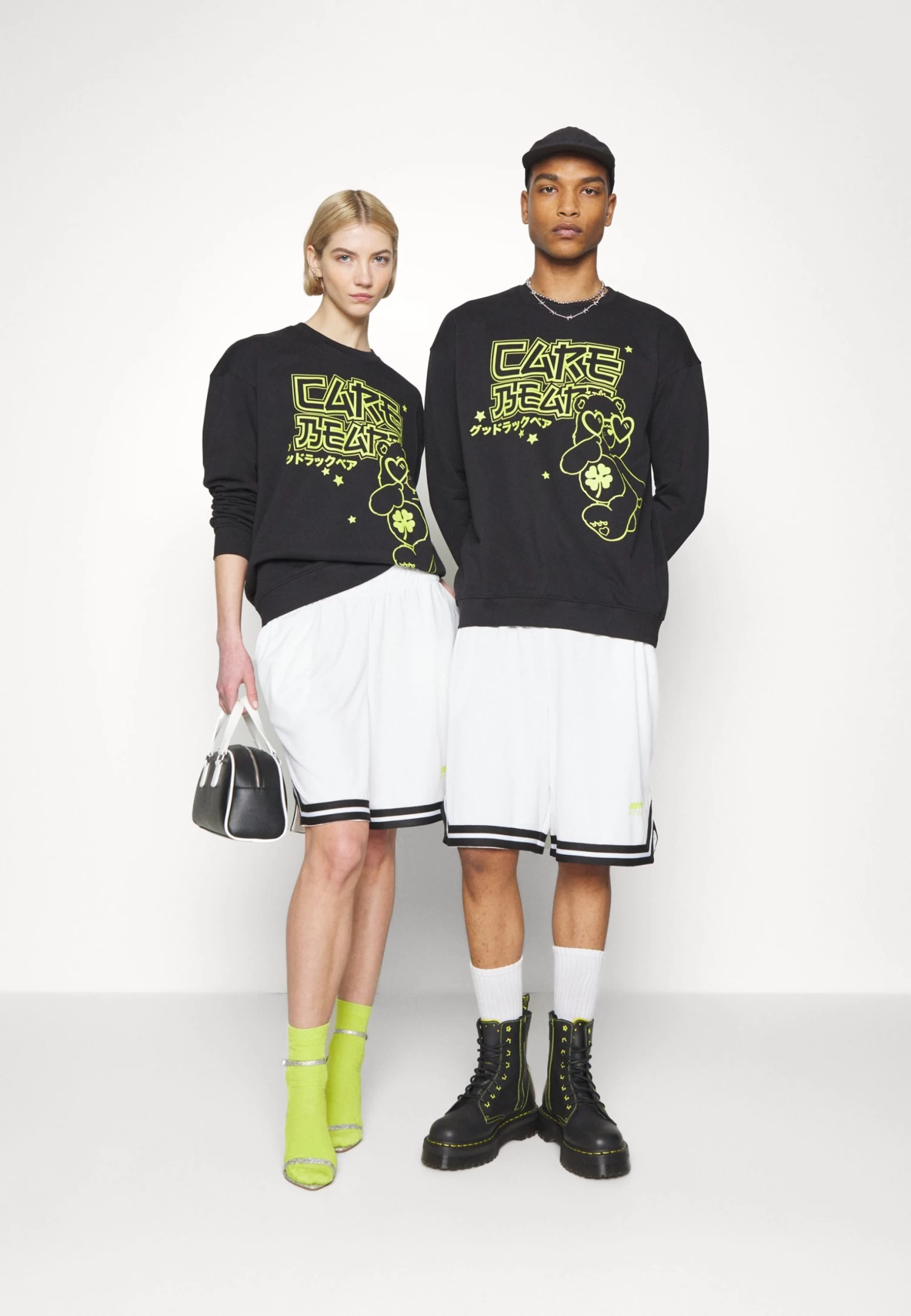 YOURTURN Unisex - Shorts - White 2 YOURTURN Unisex - Shorts - White - Afbeelding 2