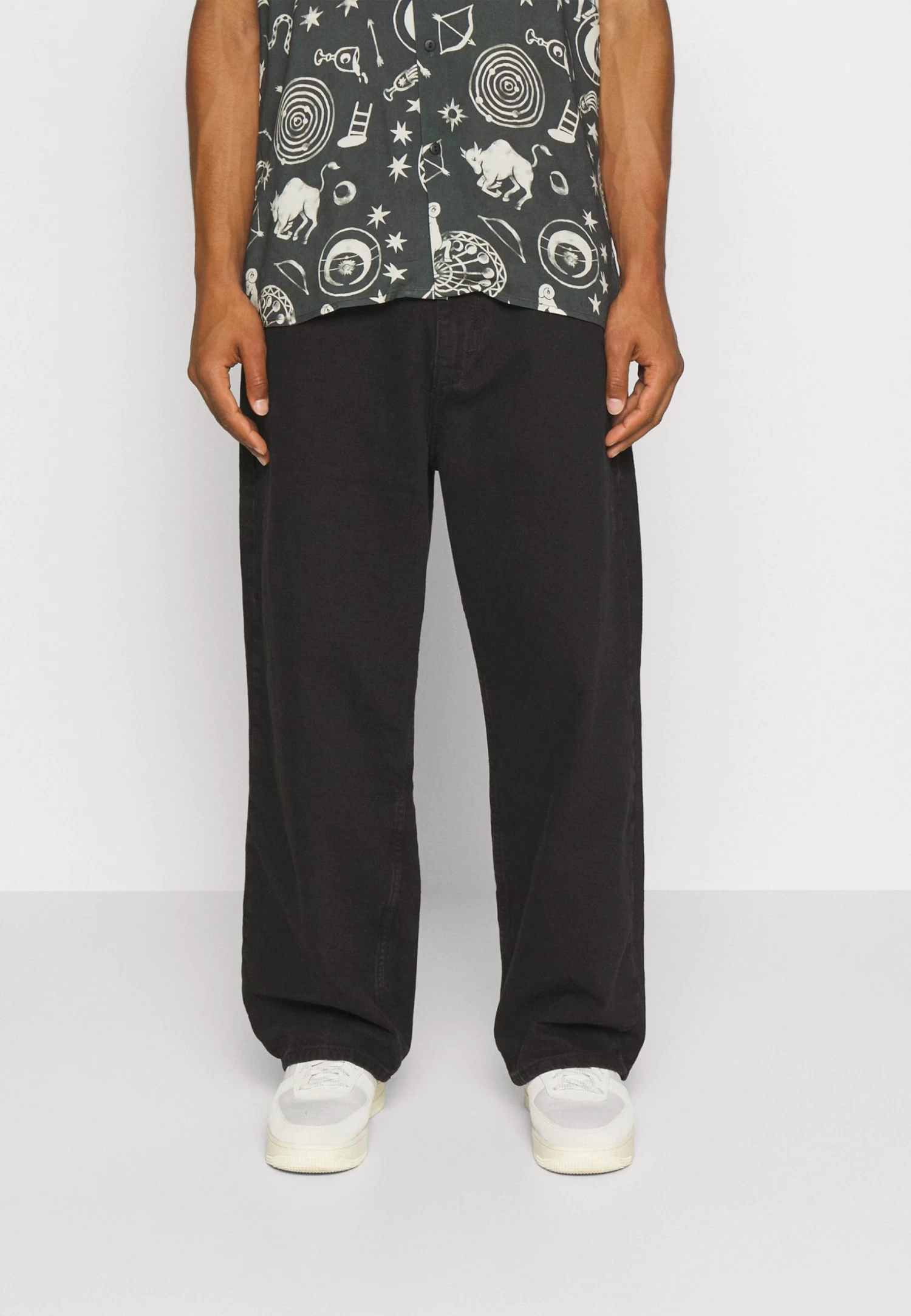 YOURTURN Baggy Jeans Unisex - Relaxed Fit Jeans - Black Denim 1 YOURTURN Baggy Jeans Unisex - Relaxed Fit Jeans - Black Denim