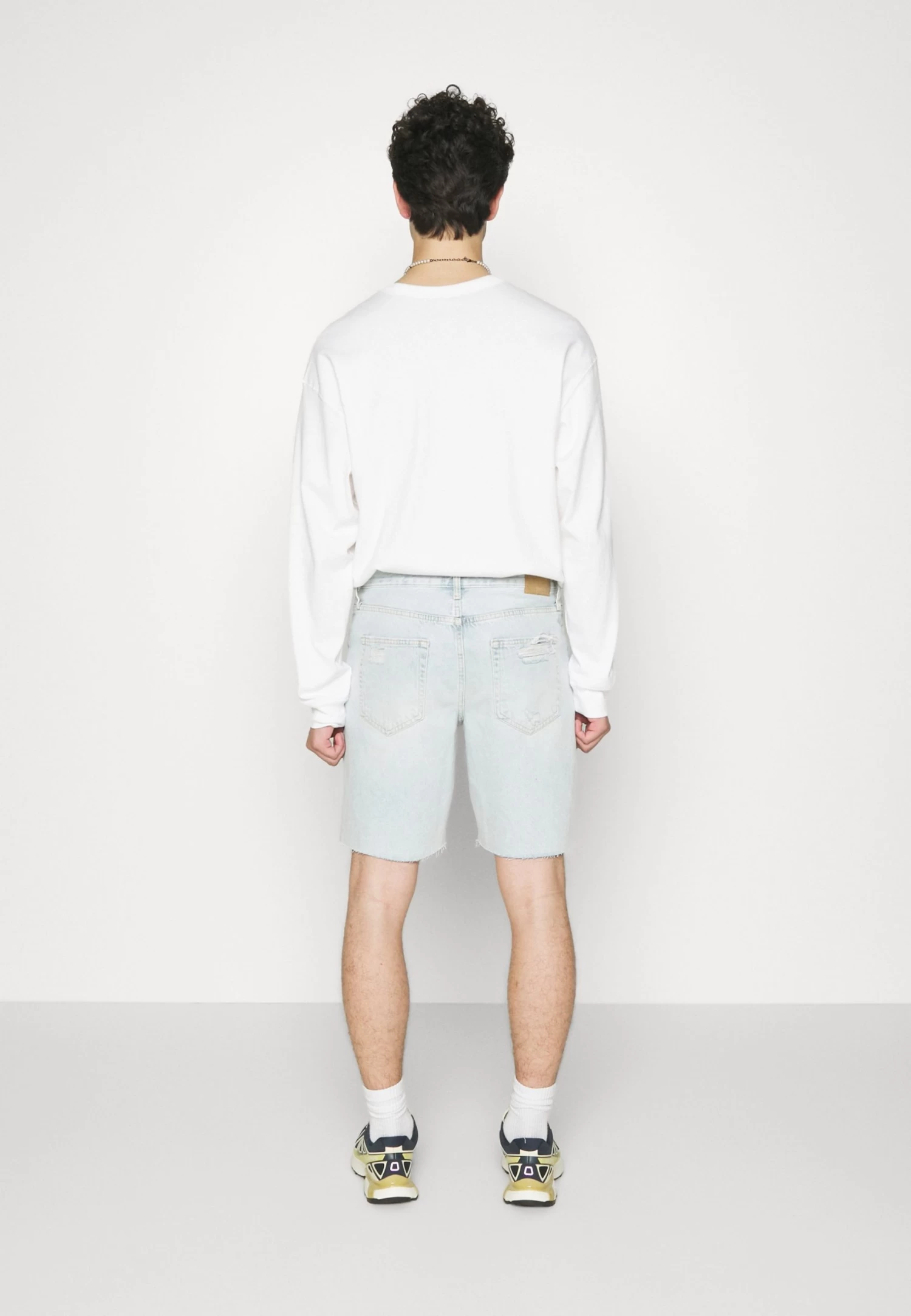 YOURTURN Unisex - Jeansshort - Light Blue Denim 4 YOURTURN Unisex - Jeansshort - Light Blue Denim - Afbeelding 4