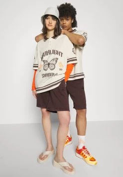 YOURTURN Unisex - Shorts - Dark Brown 9 YOURTURN Unisex - Shorts - Dark Brown -YOUR TURN Mode 795ccd861f5c4d17a65a69a6e308ed9c