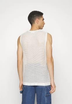 YOURTURN Unisex - Top - Off-White 8 YOURTURN Unisex - Top - Off-White -YOUR TURN Mode b12df8554fb143788848ca3a5158cfae