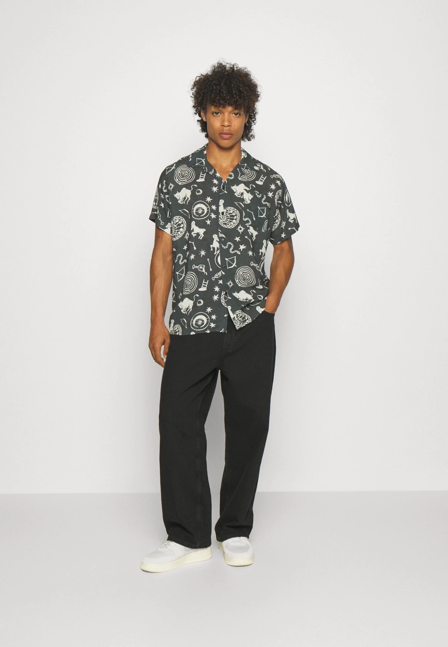 YOURTURN Baggy Jeans Unisex - Relaxed Fit Jeans - Black Denim 2 YOURTURN Baggy Jeans Unisex - Relaxed Fit Jeans - Black Denim - Afbeelding 2