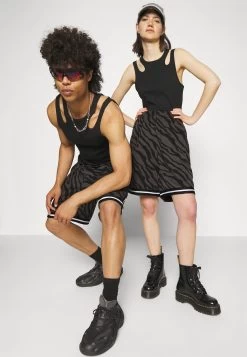 YOURTURN Unisex - Shorts - Dark Grey 9 YOURTURN Unisex - Shorts - Dark Grey -YOUR TURN Mode dab1b4caade94dcc8f454ffafc3f50cb