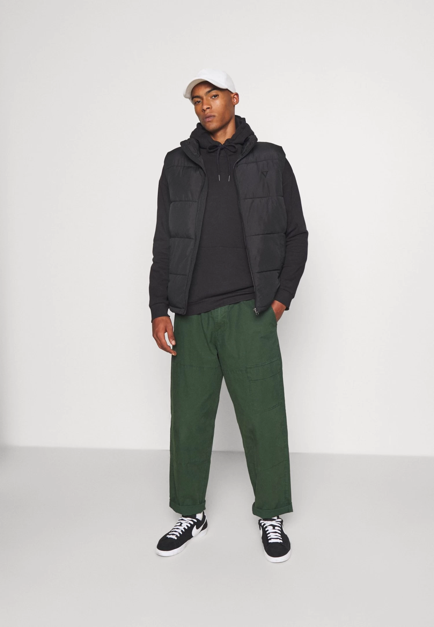 YOURTURN Puffer Vest Unisex - Bodywarmer - Black 2 YOURTURN Puffer Vest Unisex - Bodywarmer - Black - Afbeelding 2